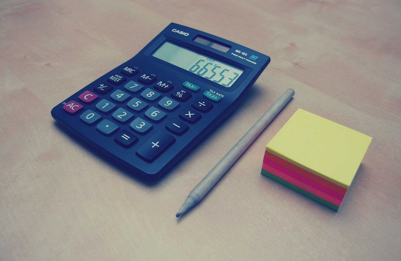 How to Lower Insurance After Accident - calculator and budget planning