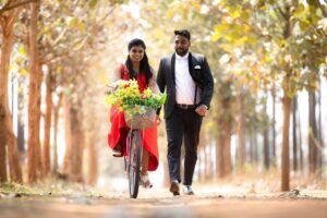 Renters Insurance Cost in Major Cities - young couple in rented apartment